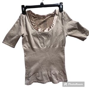 Heavenly Shapewear Pullover Compression Top stretchy short sleeve Size Large